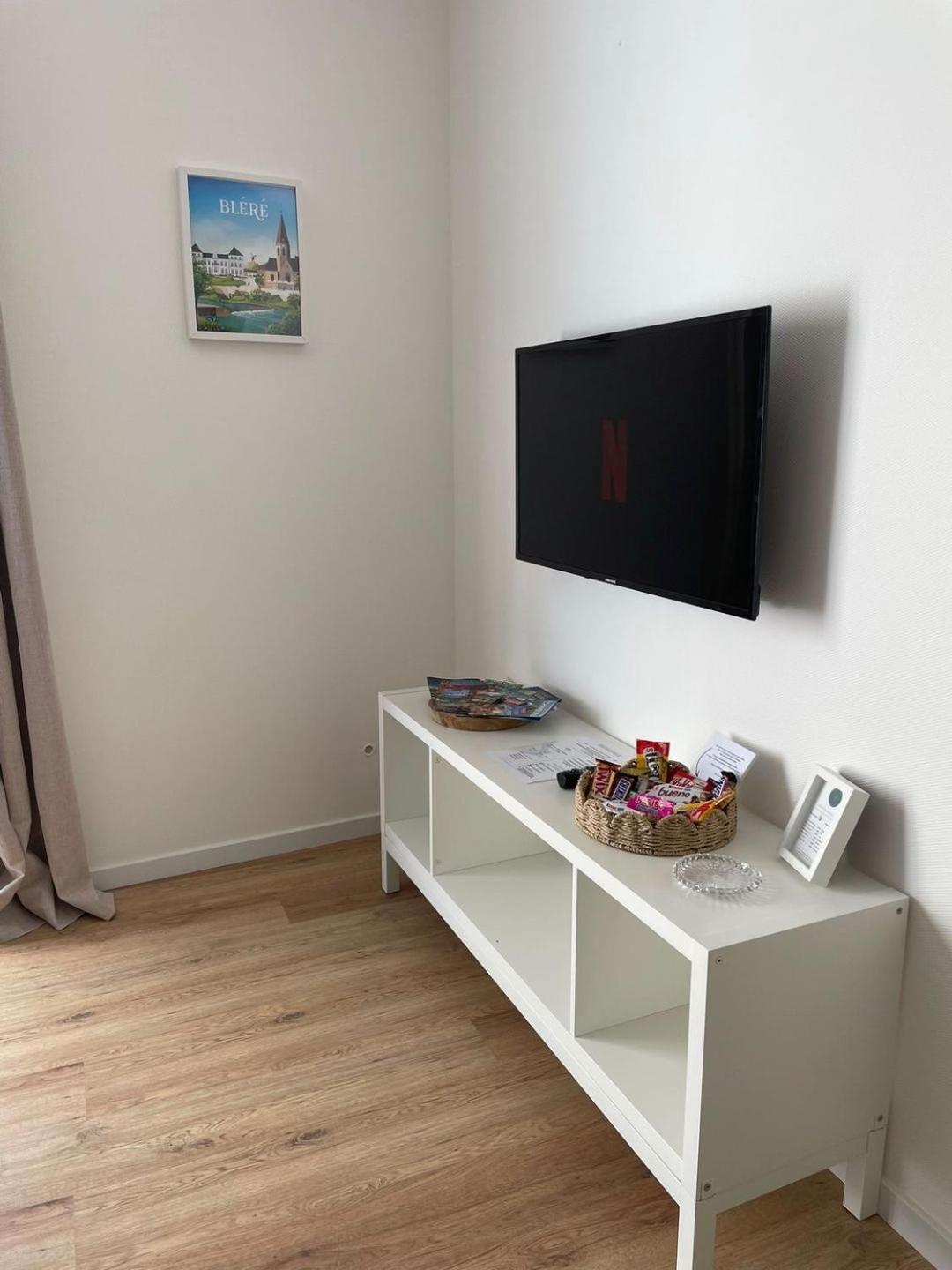 Appartement Chaleureux Blere Extérieur photo